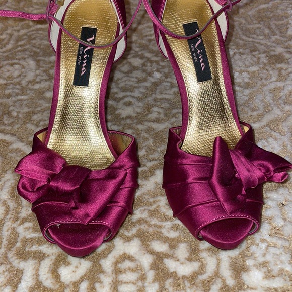 Nina Magenta Satin Bow Peep Toe Pumps - Picture 3 of 9